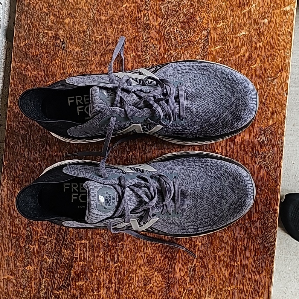 Great condition Men's New Balance Fresh Foam shoes